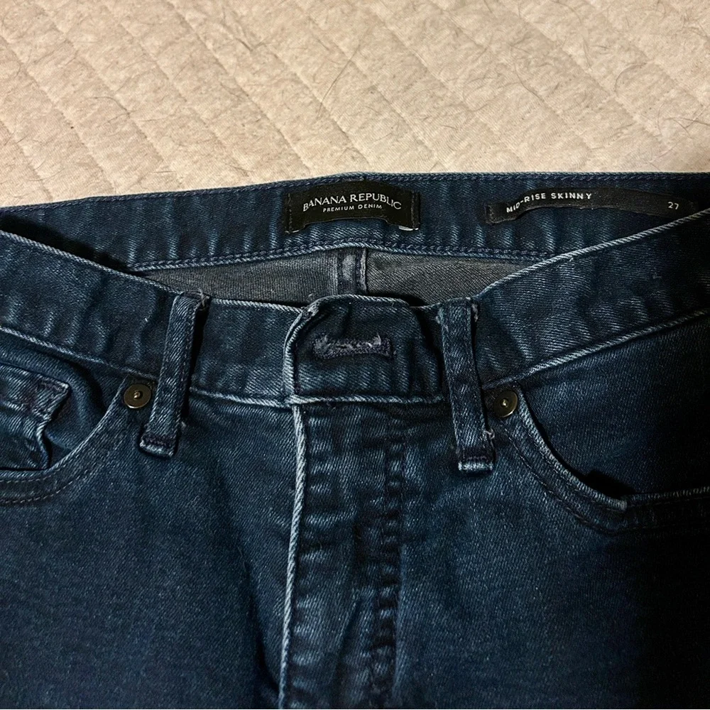 Banana Republic Dark Wash Mid Rise Skinny Jeans - Picture 2 of 3
